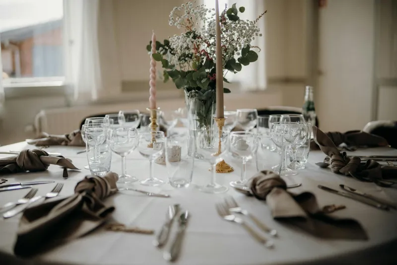 From Church Basement to Instagram Palace: When American Weddings Became Million-Dollar Productions