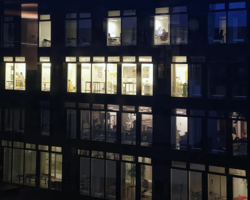 The 9-to-5 Used to Unite America — Now We're All Living on Different Clocks